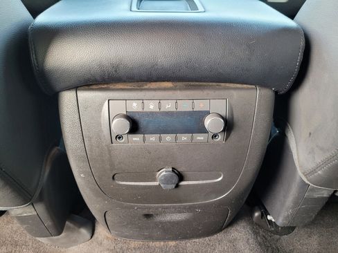 Used 2014 Chevrolet Tahoe LT w/ All-Star Edition image 15