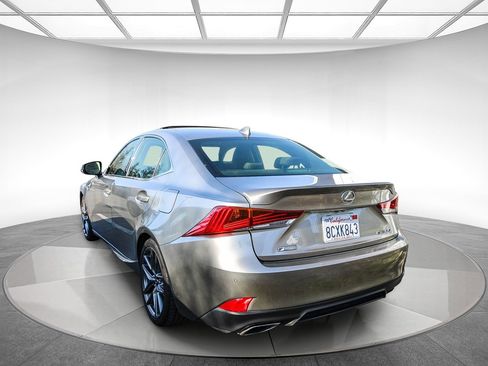 Used 2018 Lexus IS 300 image 2