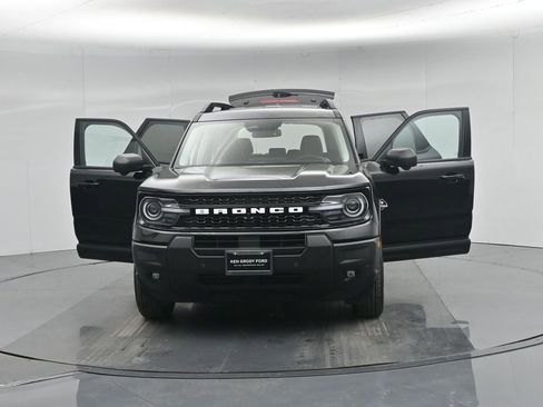 Used 2025 Ford Bronco Sport Outer Banks w/ Outer Banks Tech Package+ image 37