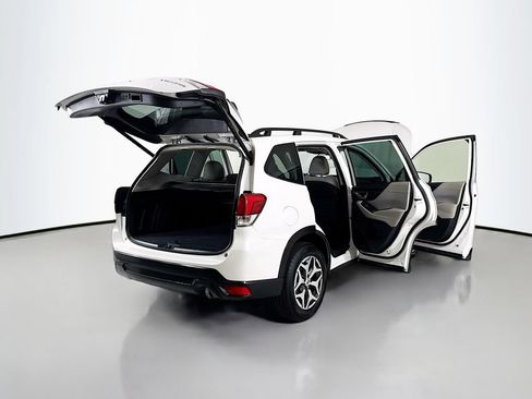Used 2022 Subaru Forester Premium AWD/4WD image 24