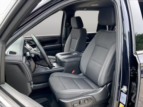 Certified 2024 Chevrolet Tahoe LS RWD image 8