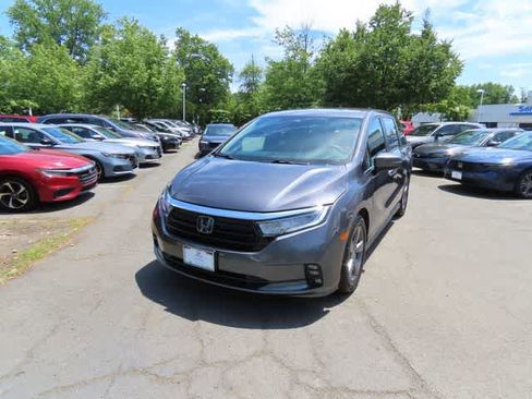 Used 2022 Honda Odyssey EX image 1