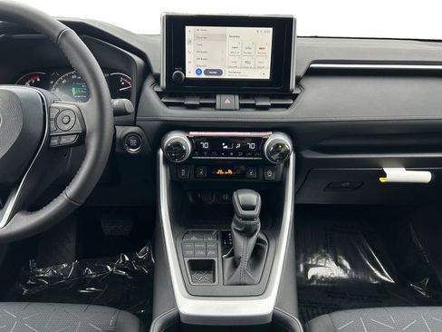 New 2025 Toyota RAV4 XLE image 12