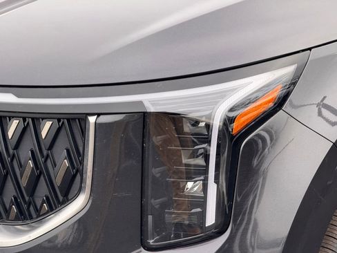 New 2026 Kia Carnival image 10