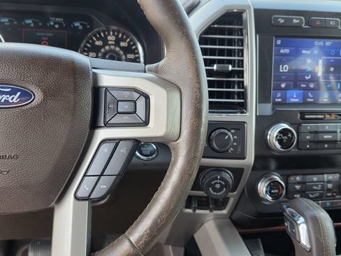 Used 2020 Ford F150 King Ranch w/ Equipment Group 601A Luxury AWD/4WD image 31
