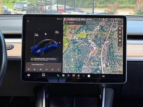 Used 2018 Tesla Model 3 Long Range RWD image 45