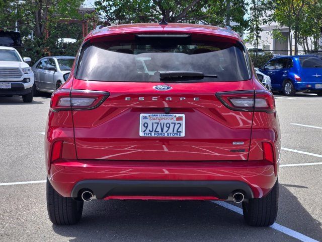 Certified 2023 Ford Escape ST-Line w/ Equipment Group 301A FWD image 5