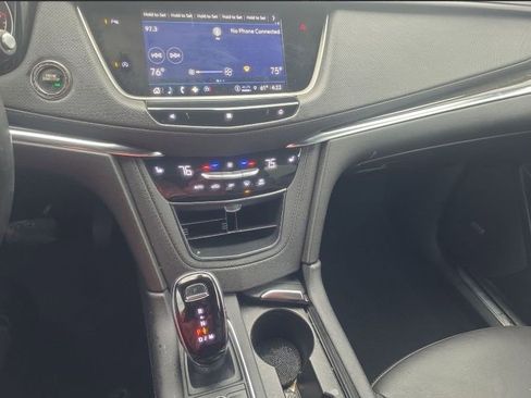 Used 2021 Cadillac XT5 Premium Luxury image 29