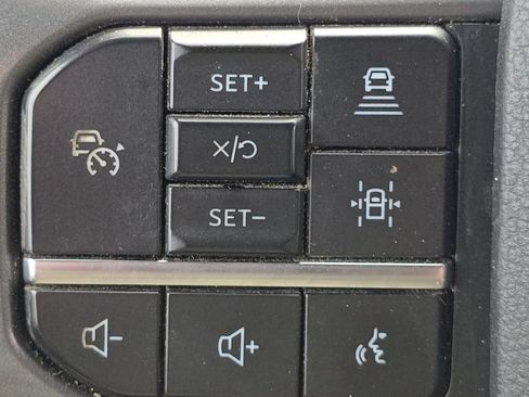 Used 2022 Ford F150 XLT w/ Equipment Group 302A High AWD/4WD image 11