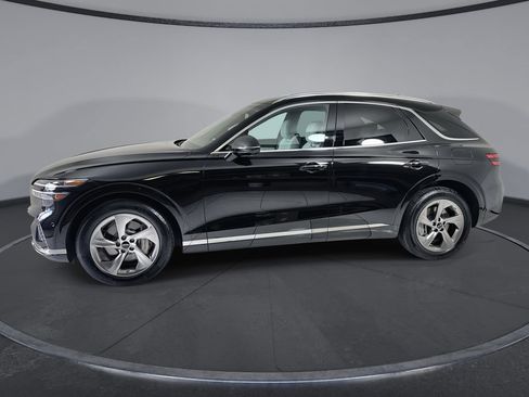 Used 2026 Genesis GV70 2.5T Advanced AWD/4WD image 5