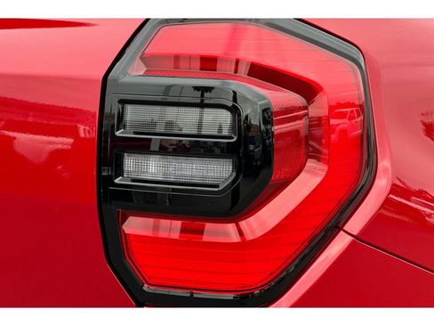 Used 2026 Toyota 4Runner SR5 image 33