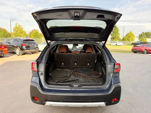 Used 2023 Subaru Outback Touring XT AWD/4WD image 48
