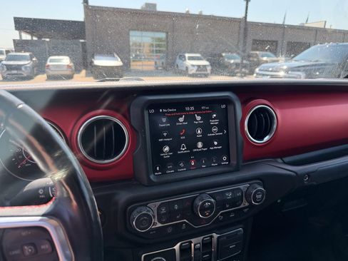 Used 2020 Jeep Gladiator Rubicon AWD/4WD image 11