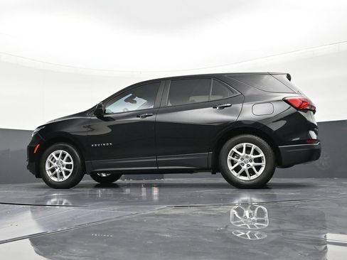 Used 2023 Chevrolet Equinox LS FWD image 21