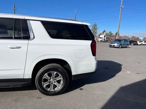 Used 2023 GMC Yukon XL SLE w/ Max Trailering Package AWD/4WD image 6