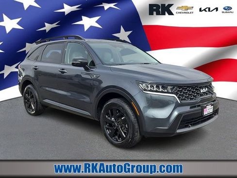 Certified 2022 Kia Sorento S w/ Panoramic Sunroof Package image 1