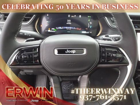 New 2023 Jeep Grand Cherokee Overland image 10