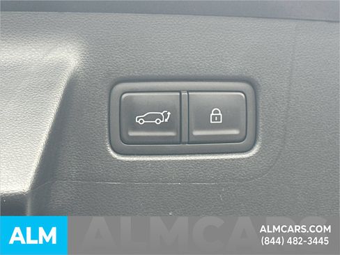 Used 2025 Hyundai Santa Fe SEL FWD image 22