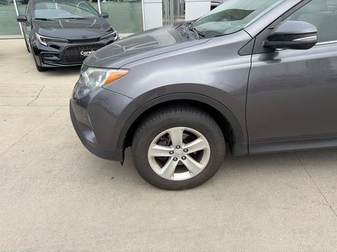 Used 2013 Toyota RAV4 XLE AWD/4WD image 5