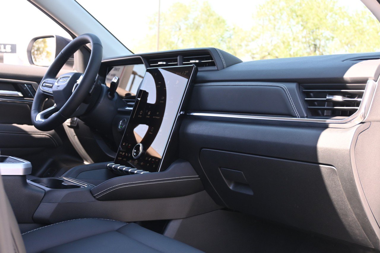 New 2027 GMC Terrain Denali AWD/4WD image 25