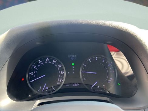 Used 2014 Lexus IS 250C w/ Luxury Package image 22