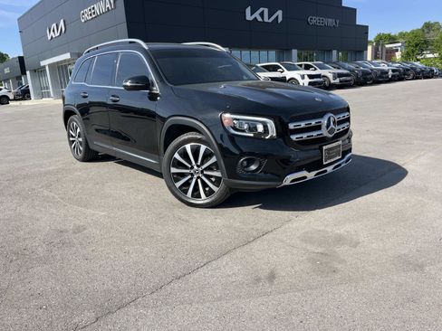 Used 2023 Mercedes-Benz GLB 250 4MATIC image 1
