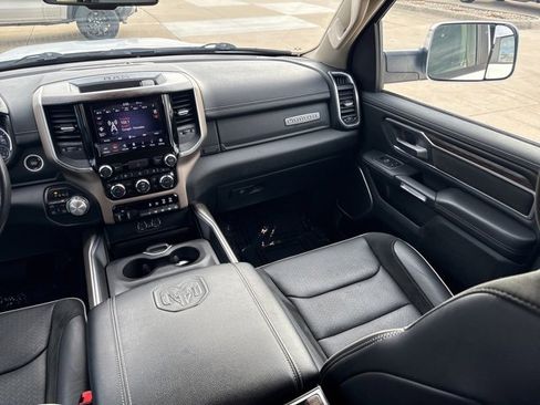 Used 2020 RAM 1500 Laramie image 26