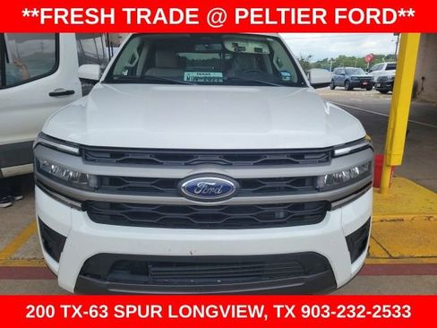 Used 2024 Ford Expedition XLT RWD image 2