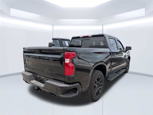 Used 2025 Chevrolet Silverado 1500 RST AWD/4WD image 7