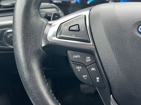 Used 2022 Ford Edge SEL w/ Sport Appearance Package image 21