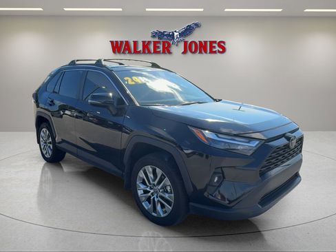 Used 2024 Toyota RAV4 XLE Premium image 1