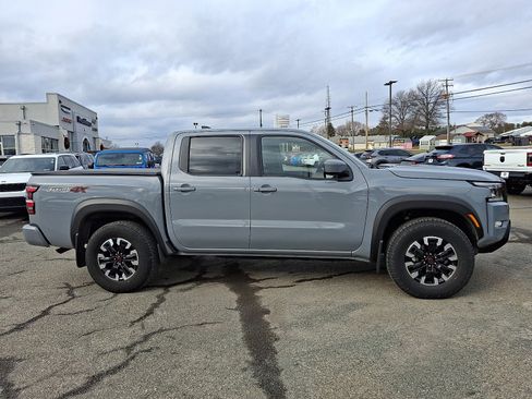 Used 2024 Nissan Frontier PRO-4X w/ Technology Package image 7