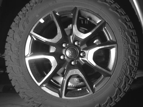 Used 2025 Jeep Compass Trailhawk w/ Trailer Tow Group AWD/4WD image 15