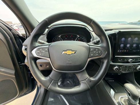 Used 2023 Chevrolet Traverse LT AWD/4WD image 19