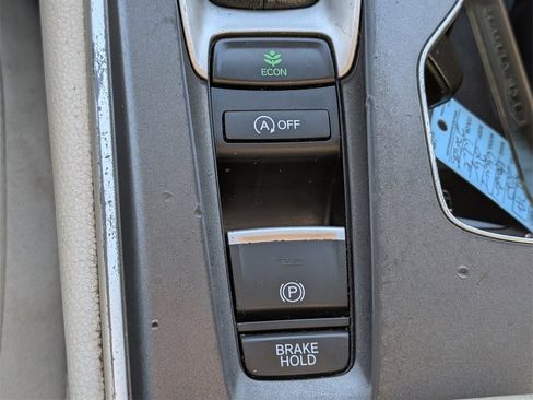 Certified 2022 Honda Accord LX image 21