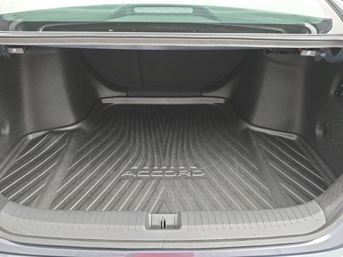 Used 2024 Honda Accord EX image 12