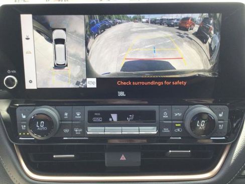 Used 2024 Toyota Grand Highlander AWD Hybrid image 24