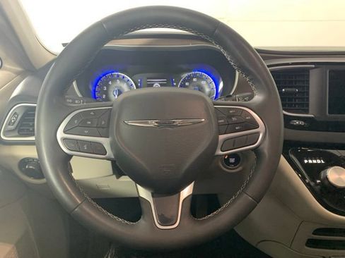 Used 2023 Chrysler Voyager LX FWD image 29