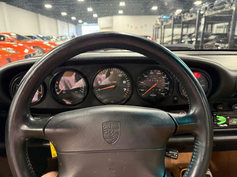 Used 1995 Porsche 911 Cabriolet image 33