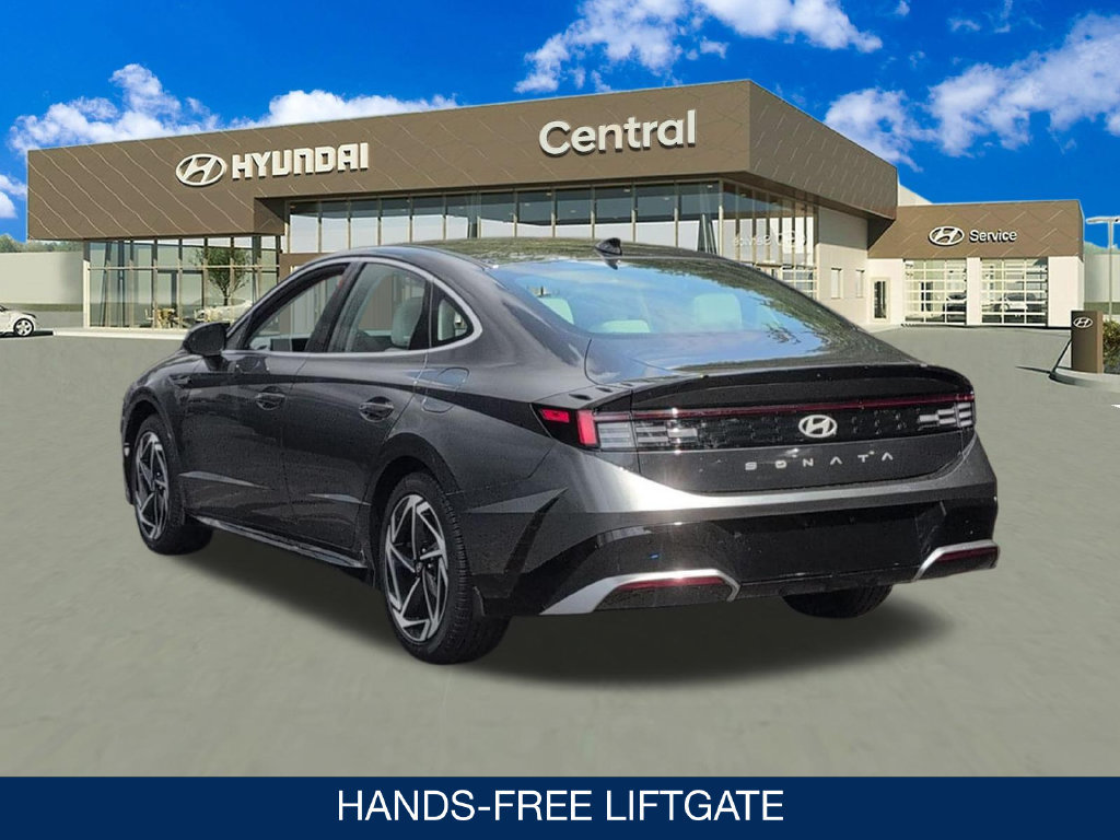 New 2026 Hyundai Sonata SEL FWD image 6