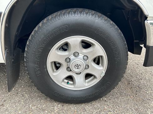 Used 1998 Toyota T100 SR5 RWD image 37