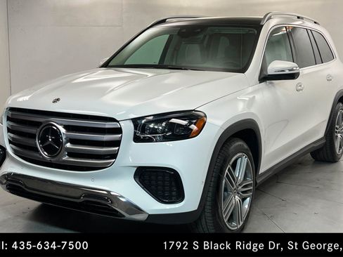 New 2026 Mercedes-Benz GLS 450 4MATIC image 1