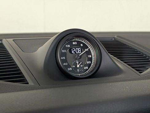 New 2026 Porsche Macan S image 31