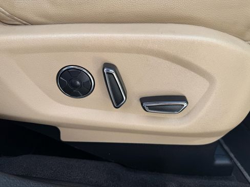 Used 2017 Ford Explorer Limited w/ Equipment Group 301A image 23