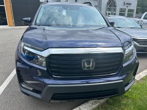 Used 2023 Honda Ridgeline RTL-E image 2