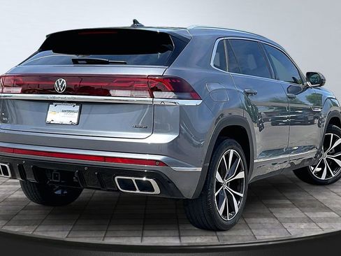 Used 2024 Volkswagen Atlas Cross Sport SEL Premium R-Line AWD/4WD image 2