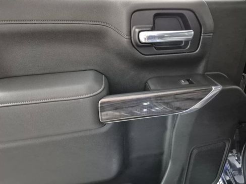 Used 2021 Chevrolet Silverado 1500 LTZ image 23