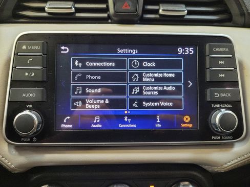 Used 2020 Nissan Versa SV FWD image 25
