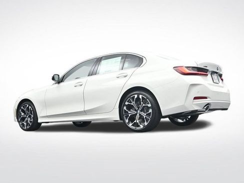 New 2026 BMW 330i xDrive Sedan w/ Premium Package AWD/4WD image 37
