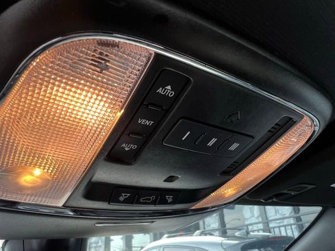 Used 2021 Jeep Grand Cherokee Limited w/ Trailer Tow Group IV image 24